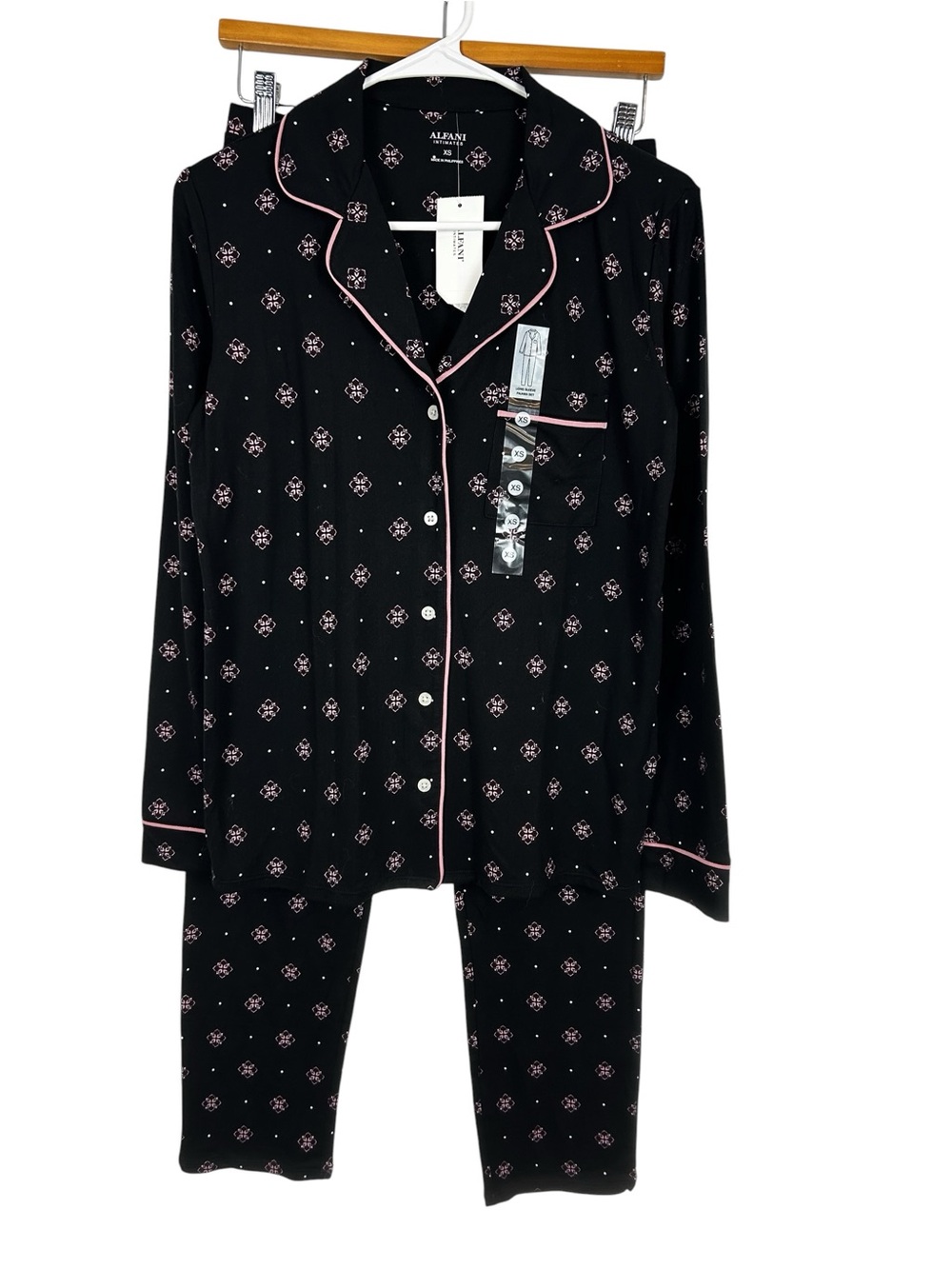 Alfani Black Pajama Set with Pink Piping and Geometric Print Size X-Small
